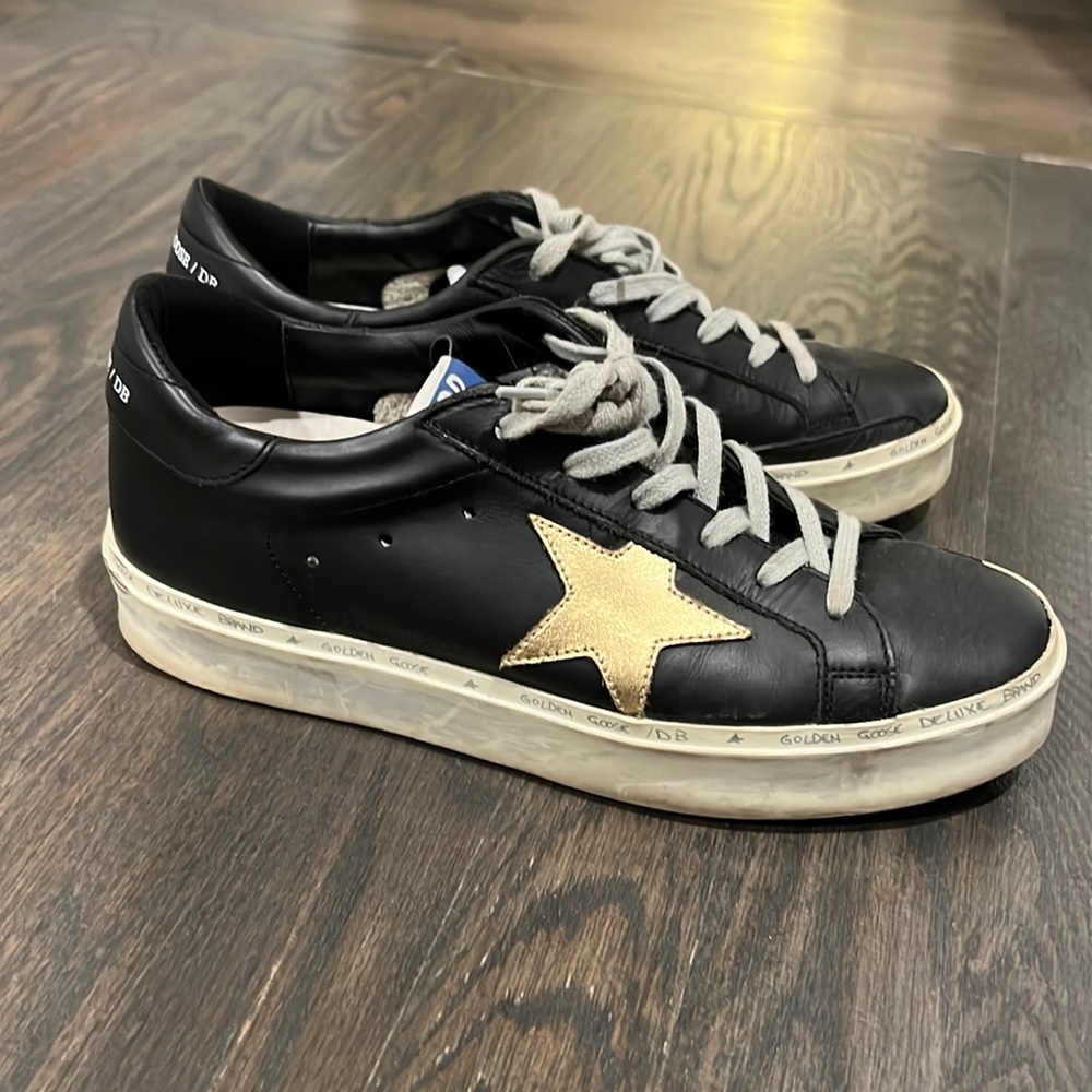 Golden gooses sneakers